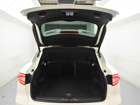 Maserati Levante — photo 20