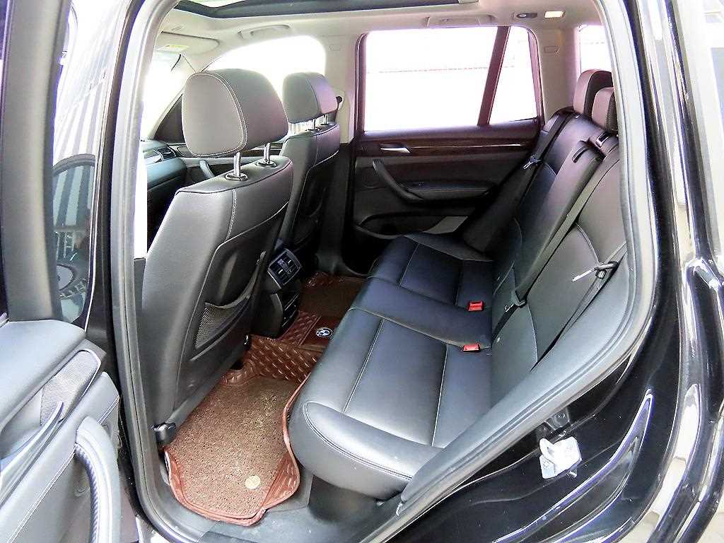 BMW X3 — photo 06