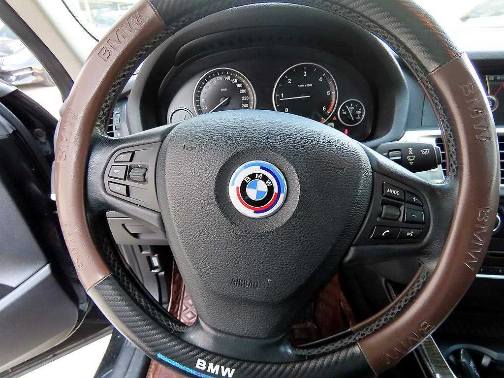 BMW X3 — photo 08