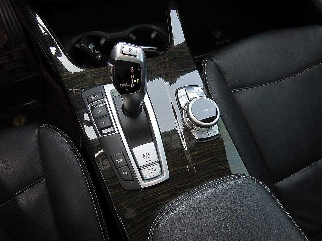 BMW X3 — photo 10
