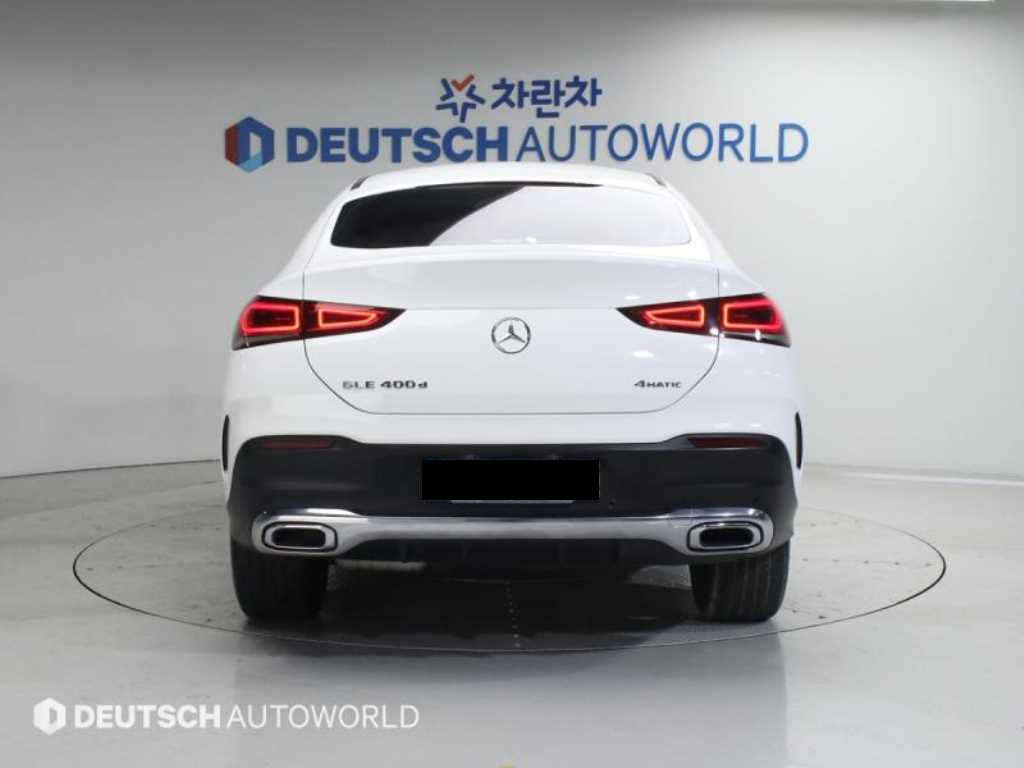 Mercedes-Benz GLE-Class — photo 04