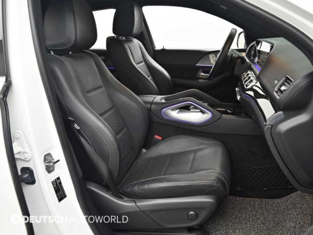 Mercedes-Benz GLE-Class — photo 10