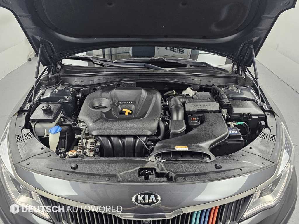 Kia K5 — photo 06