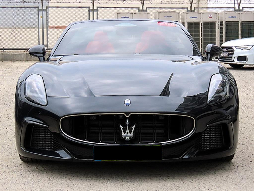 Maserati Gran Cabrio — photo 05