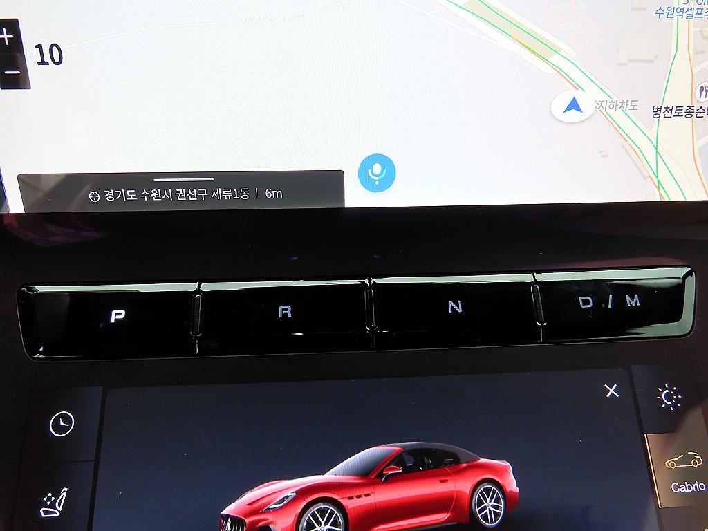 Maserati Gran Cabrio — photo 16
