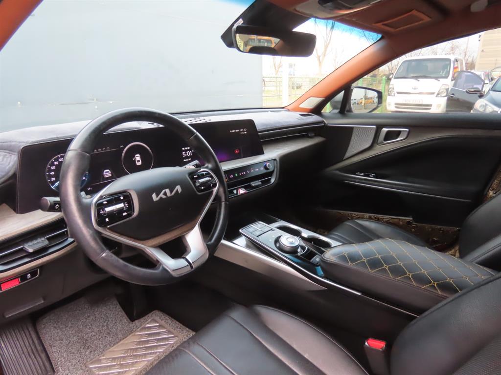Kia K8 — photo 17