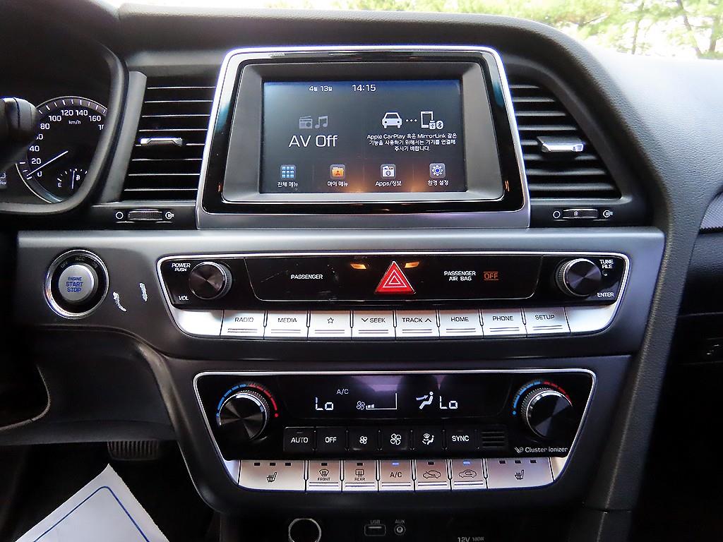 Hyundai Sonata — photo 13