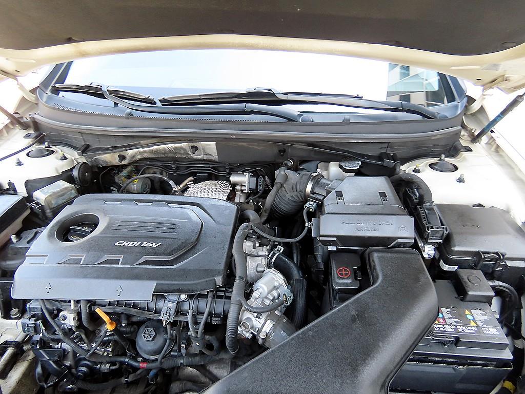 Hyundai Sonata — photo 17