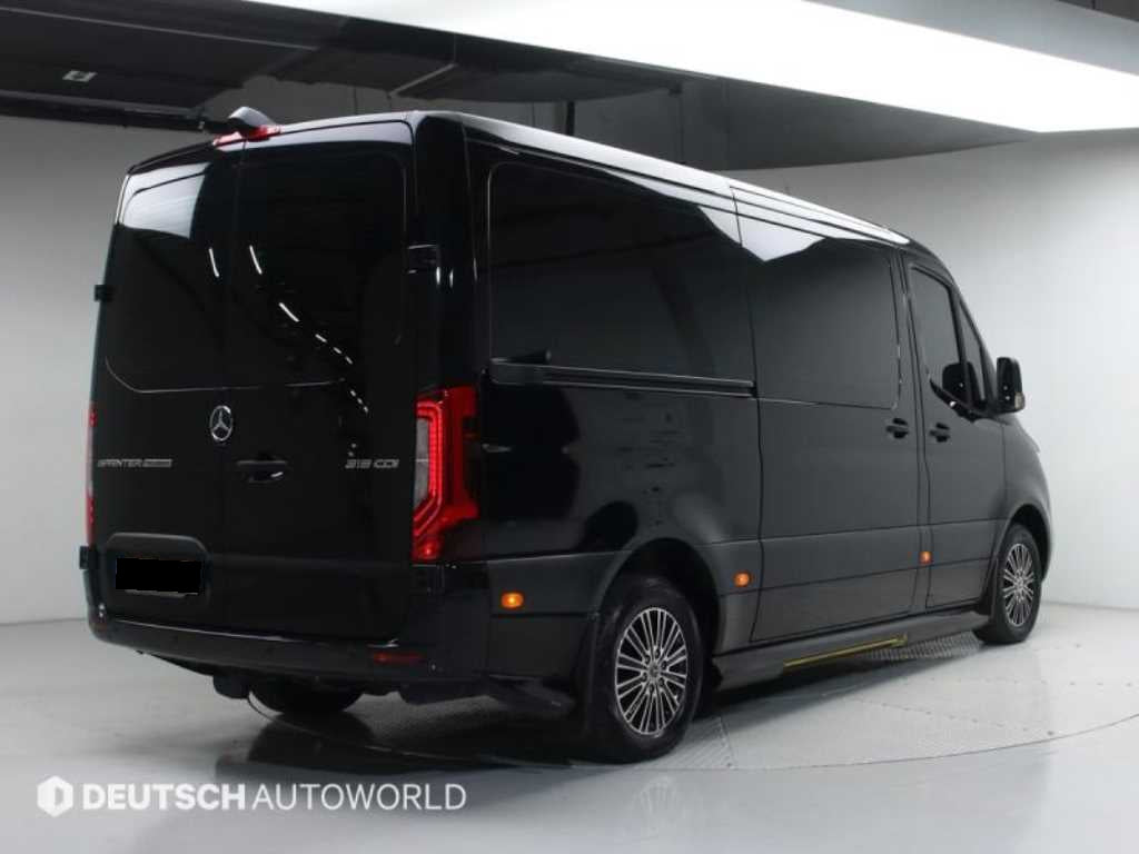 Mercedes-Benz Sprinter — photo 03