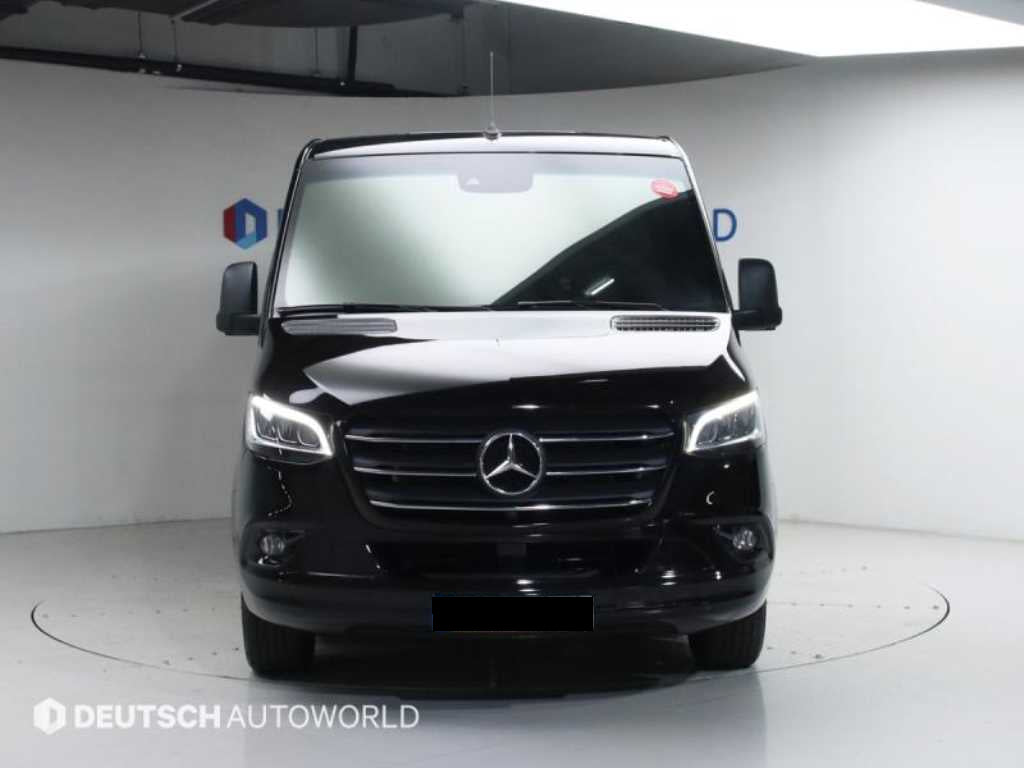 Mercedes-Benz Sprinter — photo 04