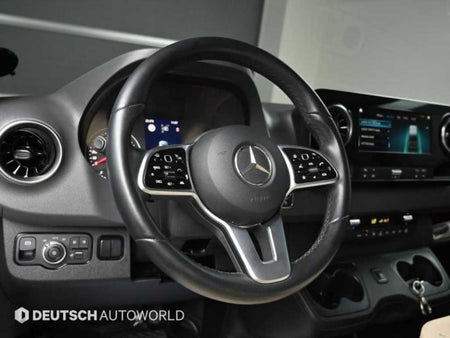 Mercedes-Benz Sprinter — photo 14