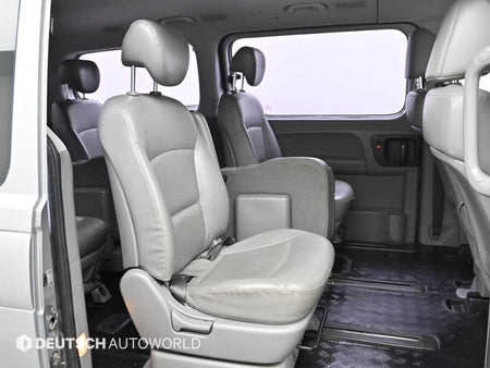 Hyundai Starex — photo 12