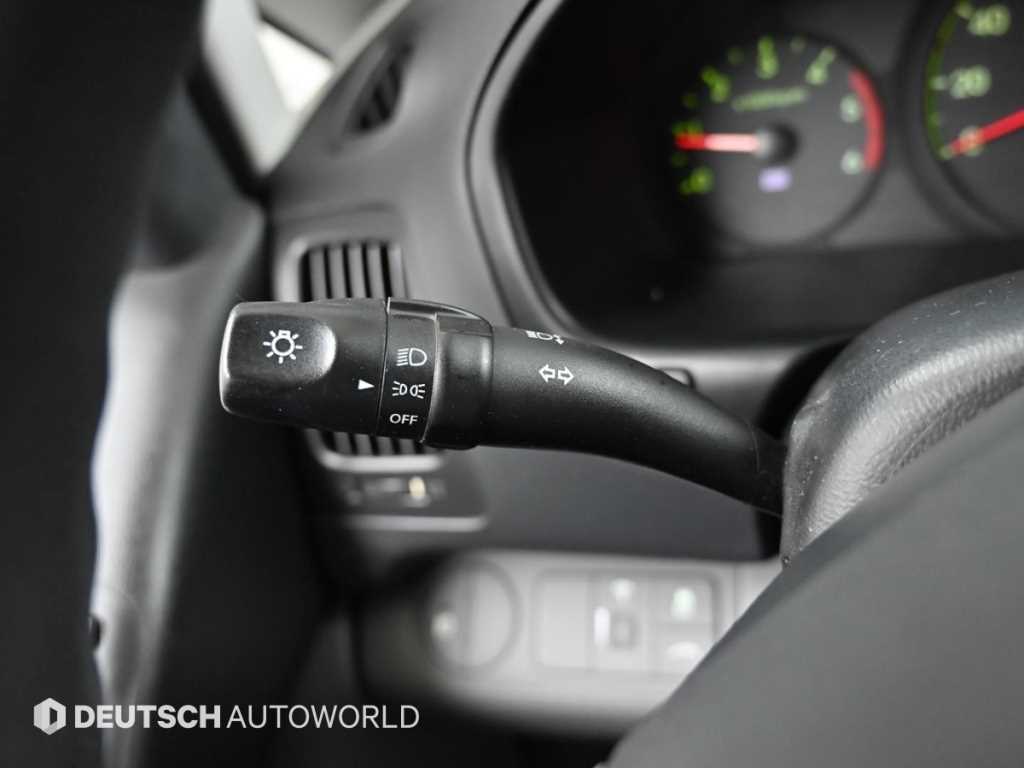 Hyundai Starex — photo 16