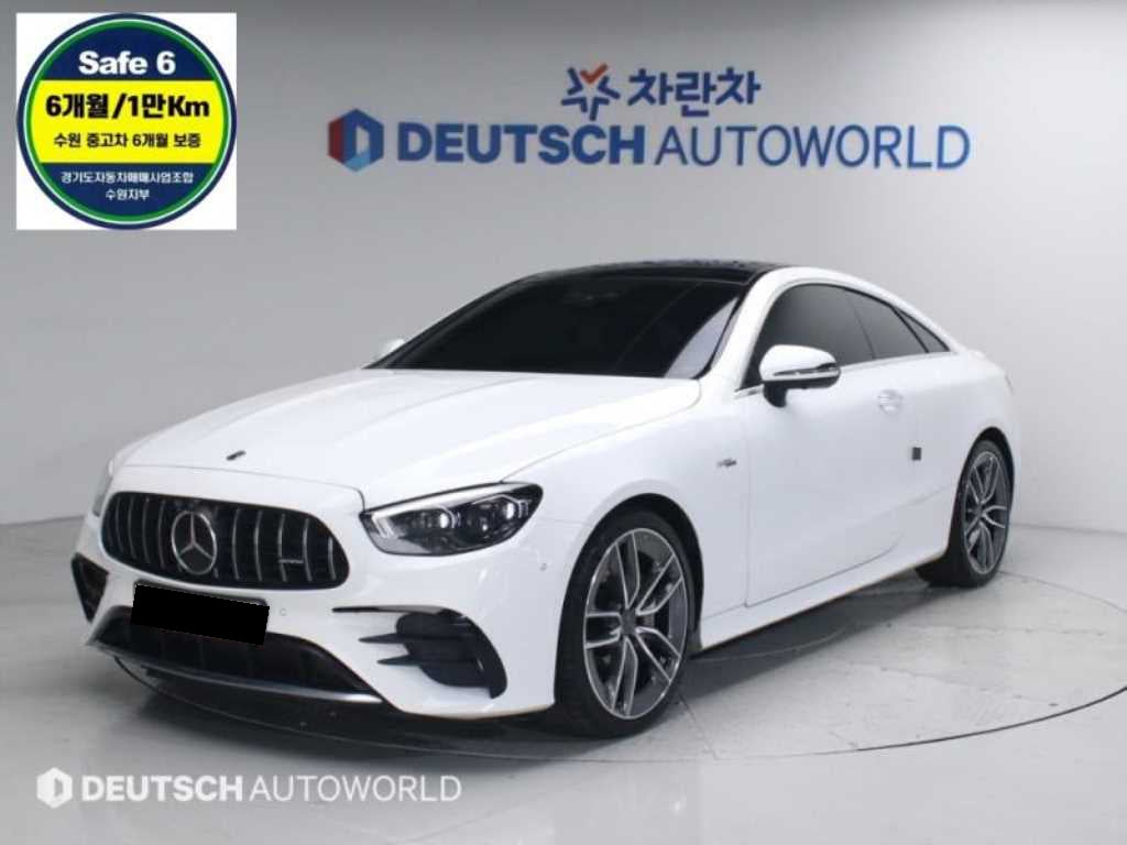 Mercedes-Benz E-Class — photo 01
