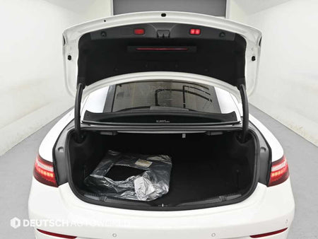 Mercedes-Benz E-Class — photo 19