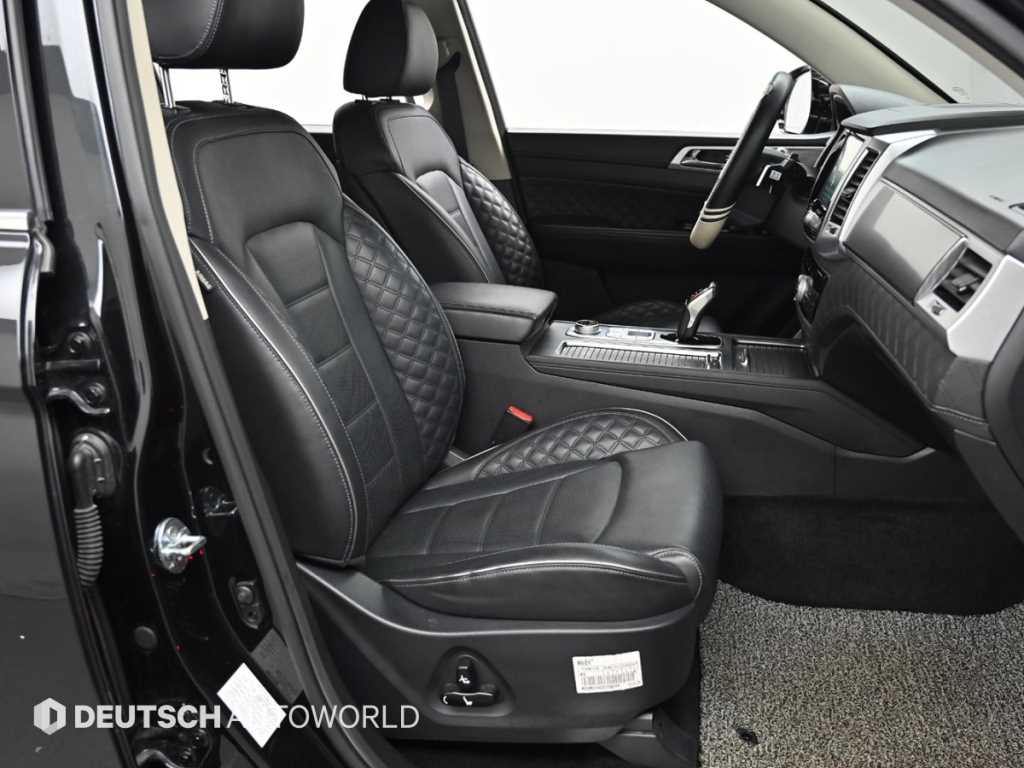 KGM Rexton — photo 10