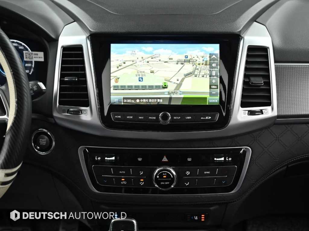 KGM Rexton — photo 14