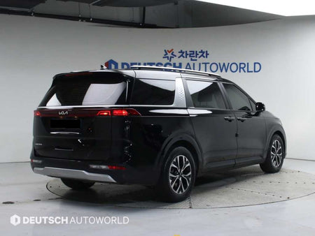 Kia Carnival — photo 02