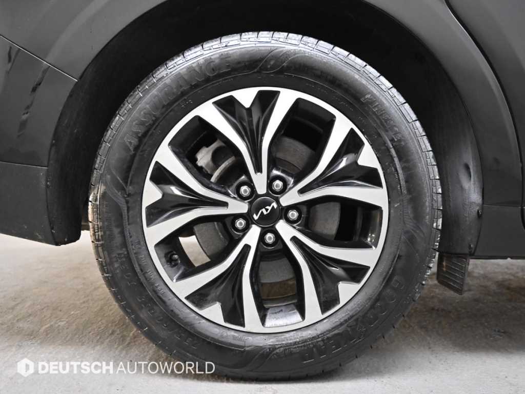Kia Carnival — photo 05