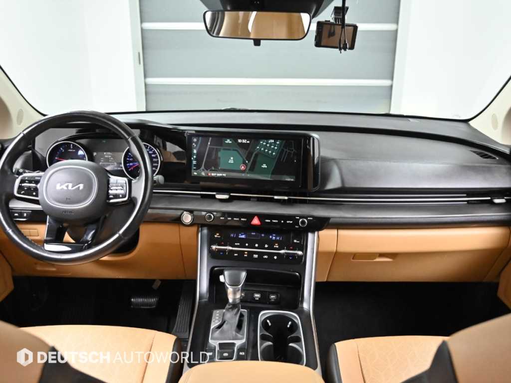 Kia Carnival — photo 07
