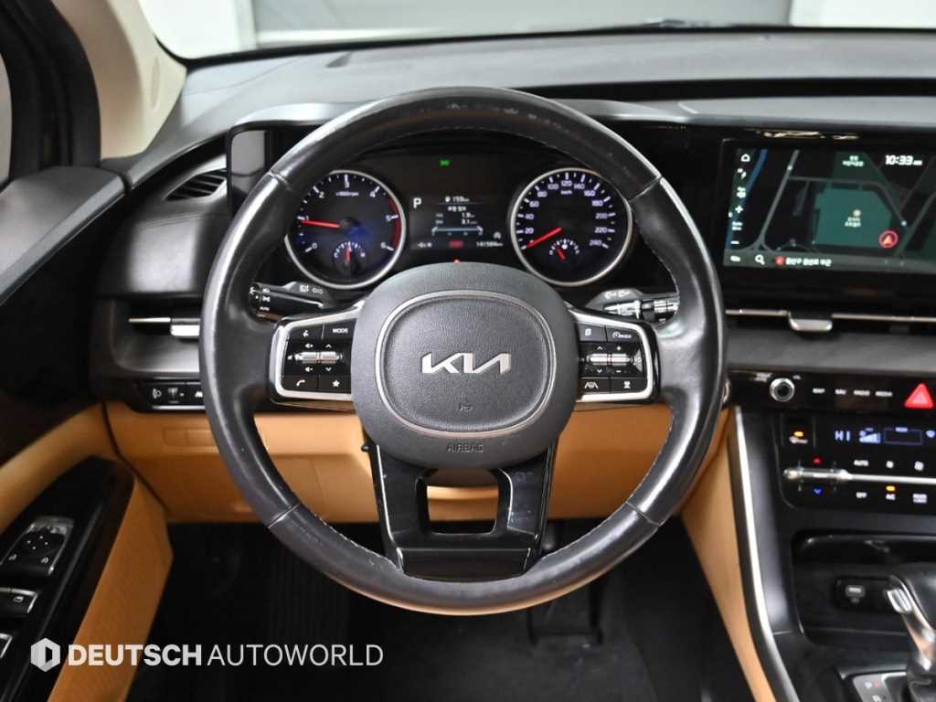 Kia Carnival — photo 13