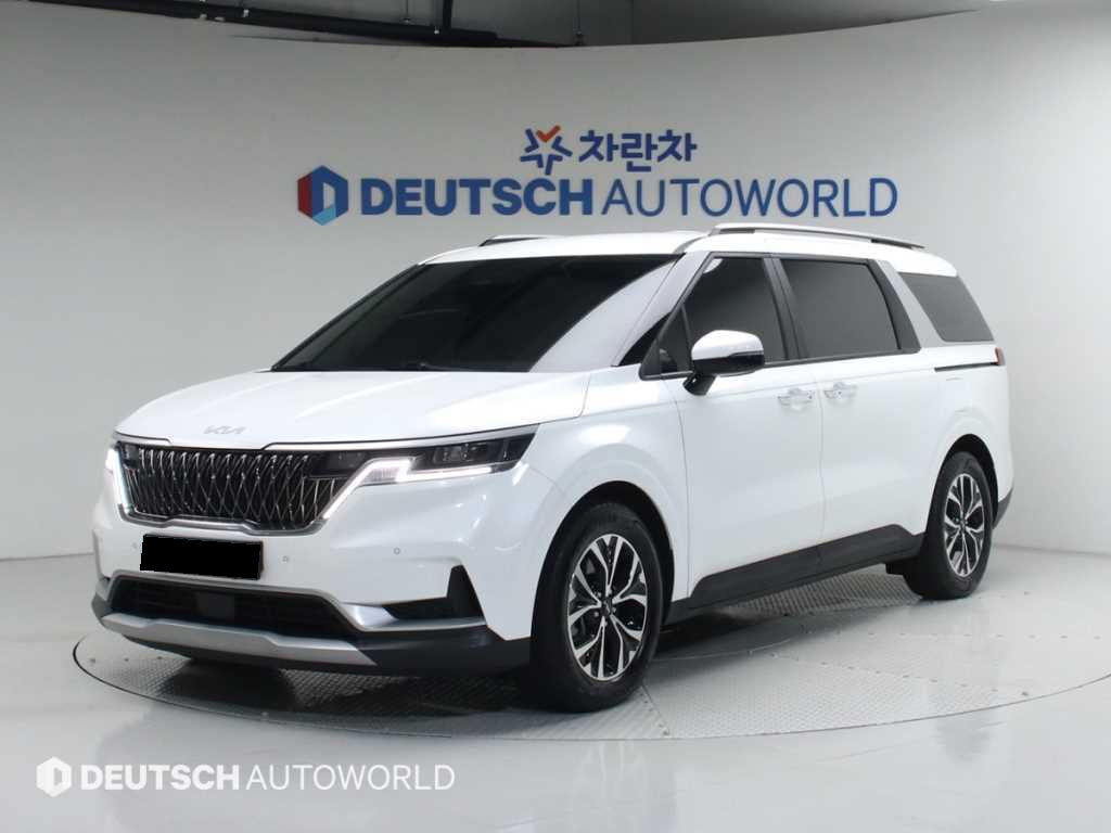 Kia Carnival — photo 01