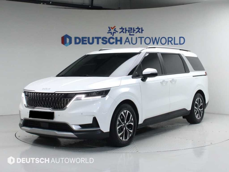 Kia Carnival — photo 01