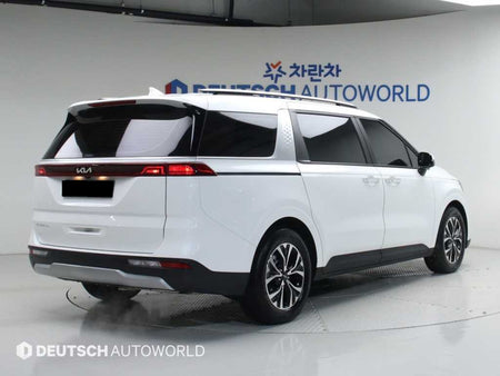 Kia Carnival — photo 02