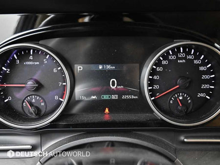 Kia Carnival — photo 08