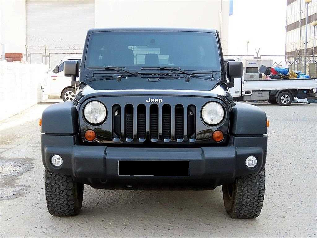 Jeep Wrangler — photo 01