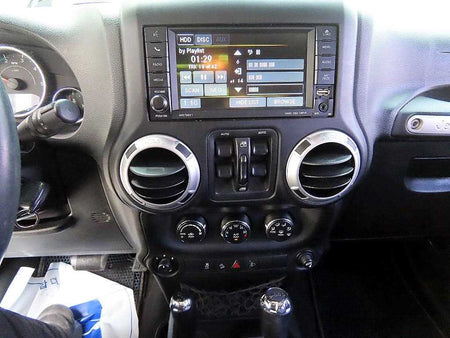 Jeep Wrangler — photo 13