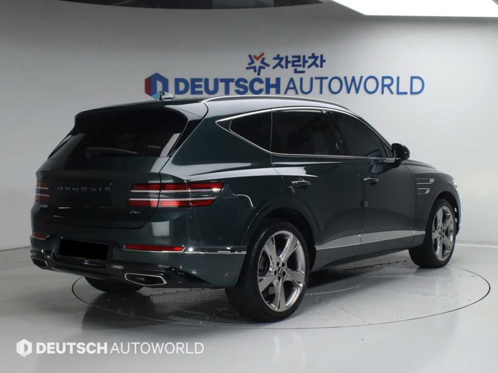 Genesis GV80 — photo 02