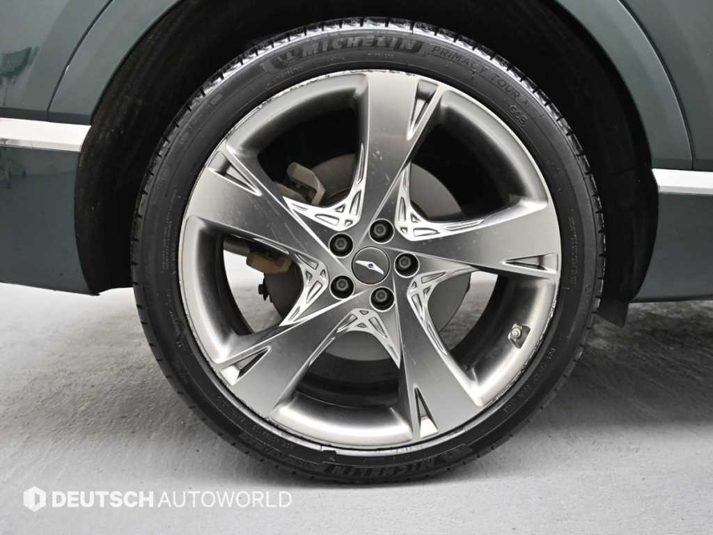 Genesis GV80 — photo 05
