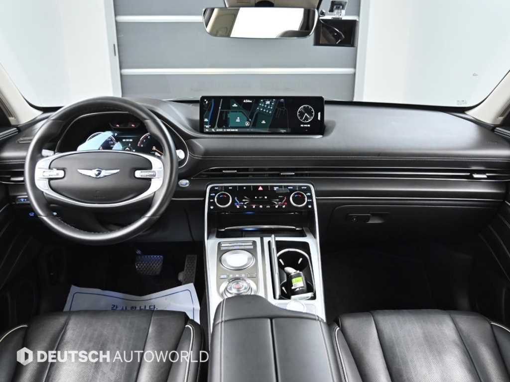 Genesis GV80 — photo 07
