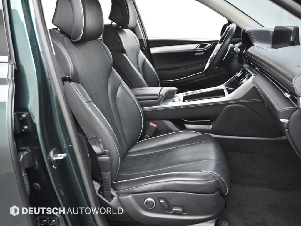 Genesis GV80 — photo 10