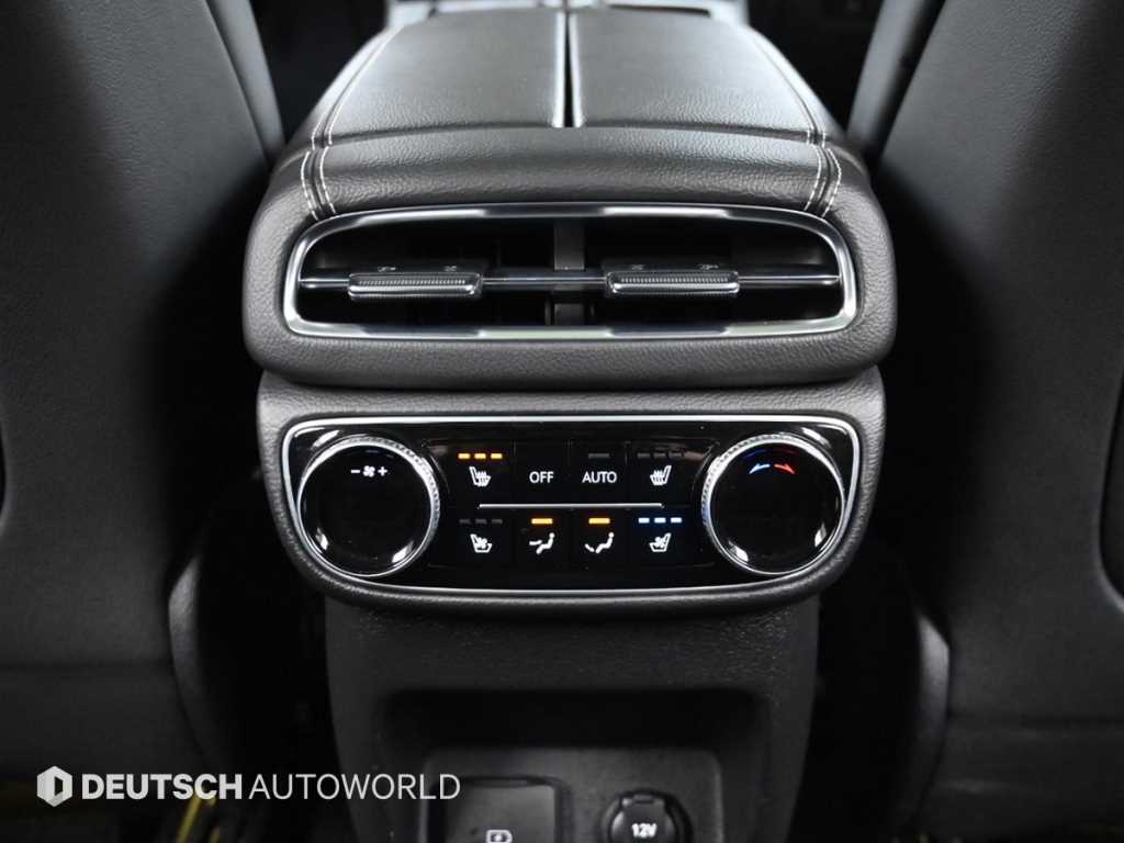 Genesis GV80 — photo 16