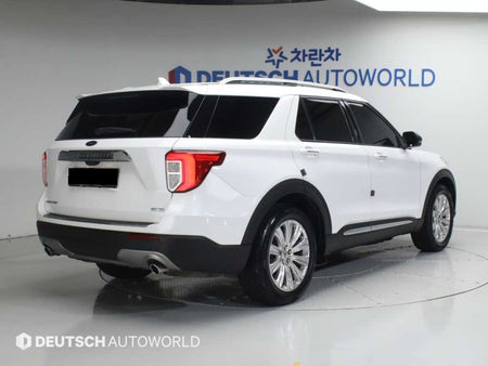 Ford Explorer — photo 02