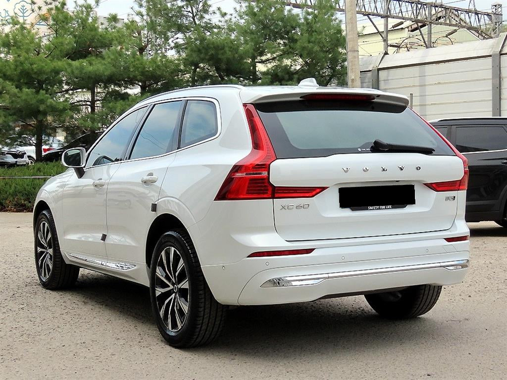 Volvo XC60 — photo 03