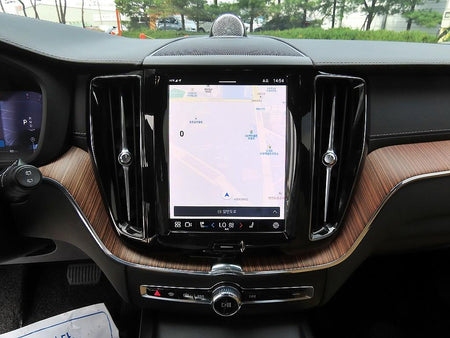 Volvo XC60 — photo 13