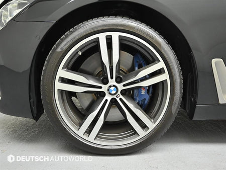 BMW 7-Series — photo 05