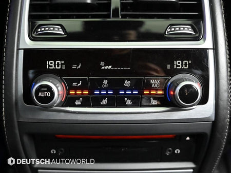 BMW 7-Series — photo 16