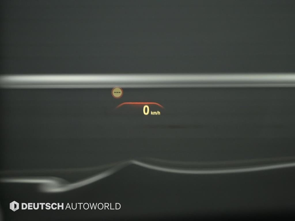 BMW 7-Series — photo 17