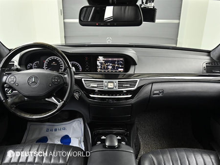 Mercedes-Benz S-Class — photo 07