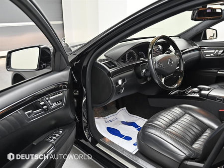 Mercedes-Benz S-Class — photo 11