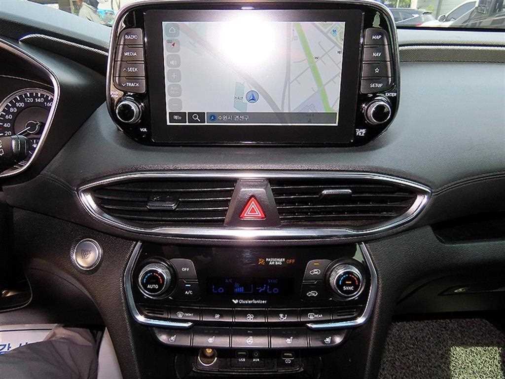 Hyundai Santafe — photo 13