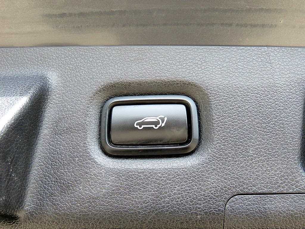 Hyundai Santafe — photo 16