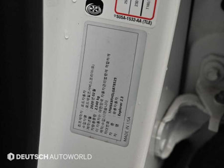 Ford Explorer — photo 20