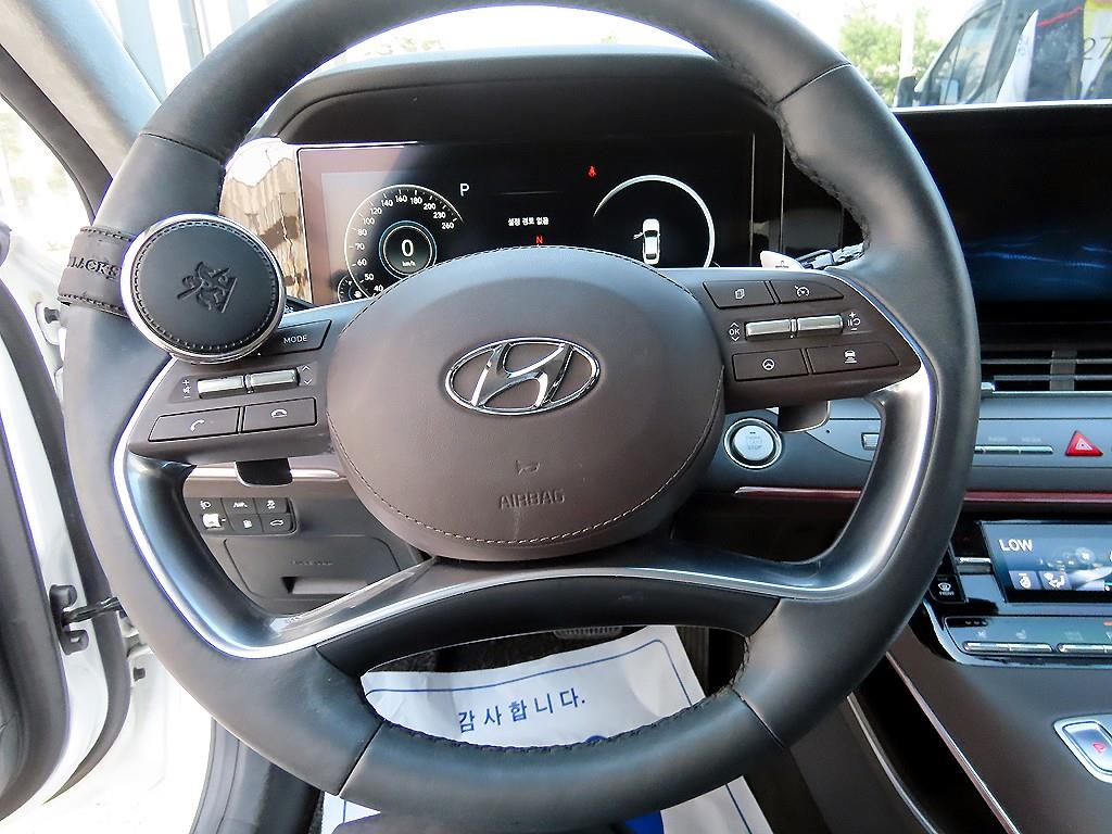 Hyundai Grandeur — photo 08