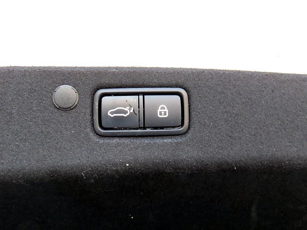Hyundai Grandeur — photo 15