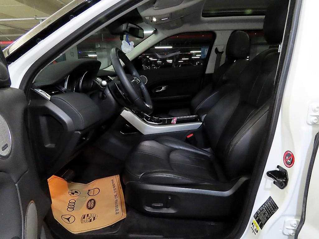 Land Rover Range Rover Evoque — photo 06